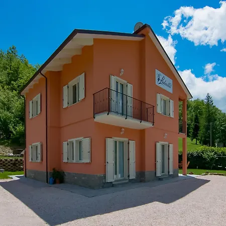 Villa In Borgo Pace With Private Pool, Cleaning Included *