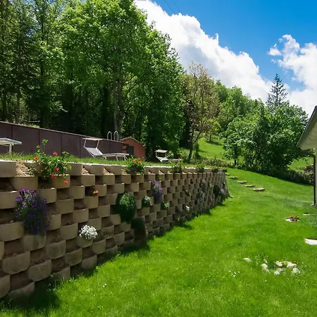 Villa In Borgo Pace With Private Pool, Cleaning Included *